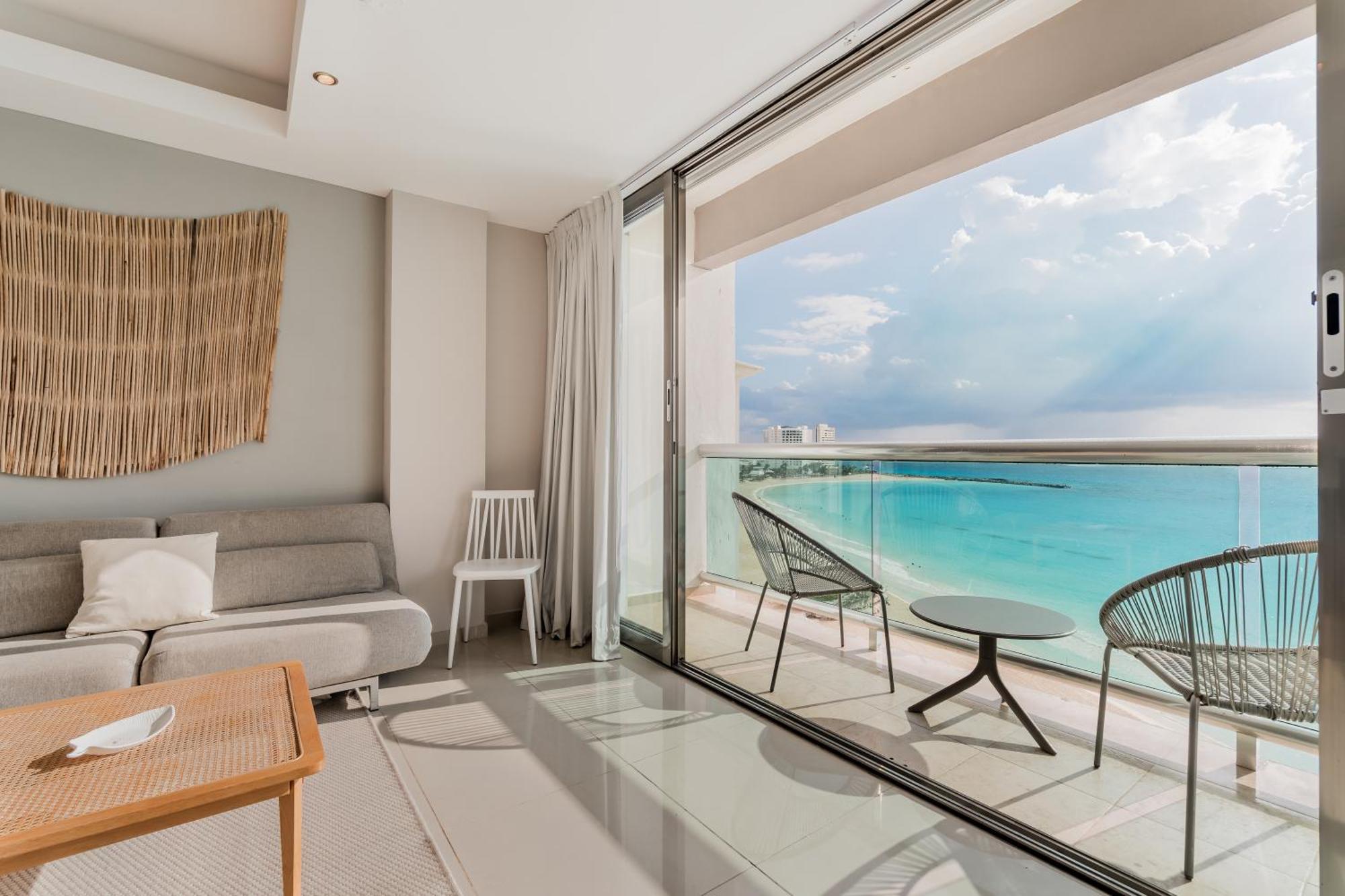 *Turquoise Escape- Beachfront Studio By Casa Paraiso* แคนคูน ภายนอก รูปภาพ